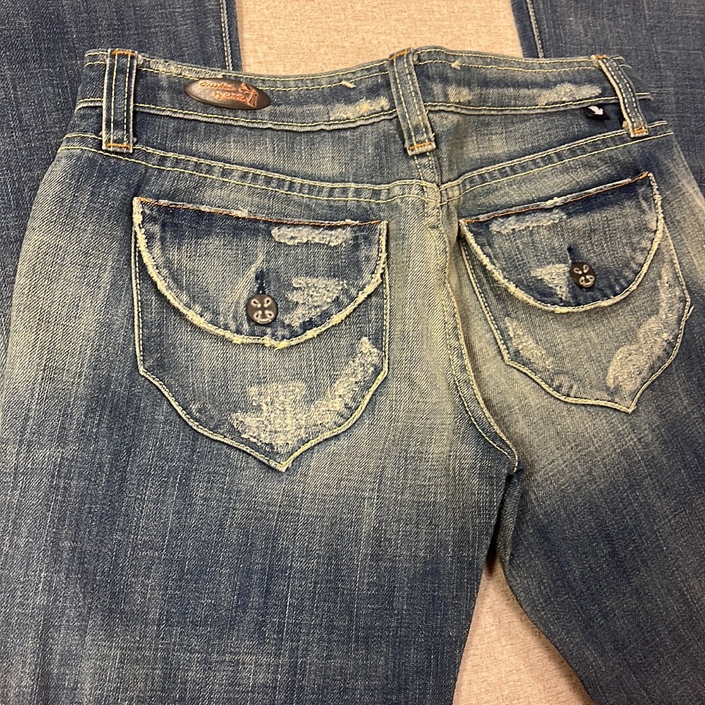 Freedom of Choice Low Rise Distressed Flare Jeans Women’s Size 27 Medium Wash